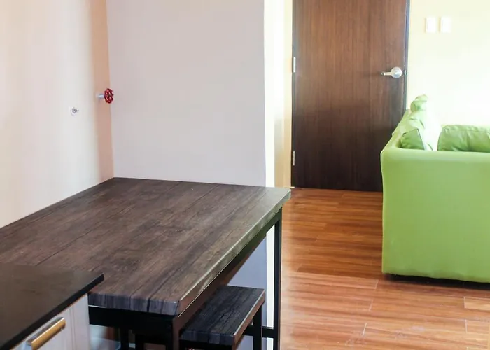 Apartment Titan 22p At Wh Taft Residences Manila